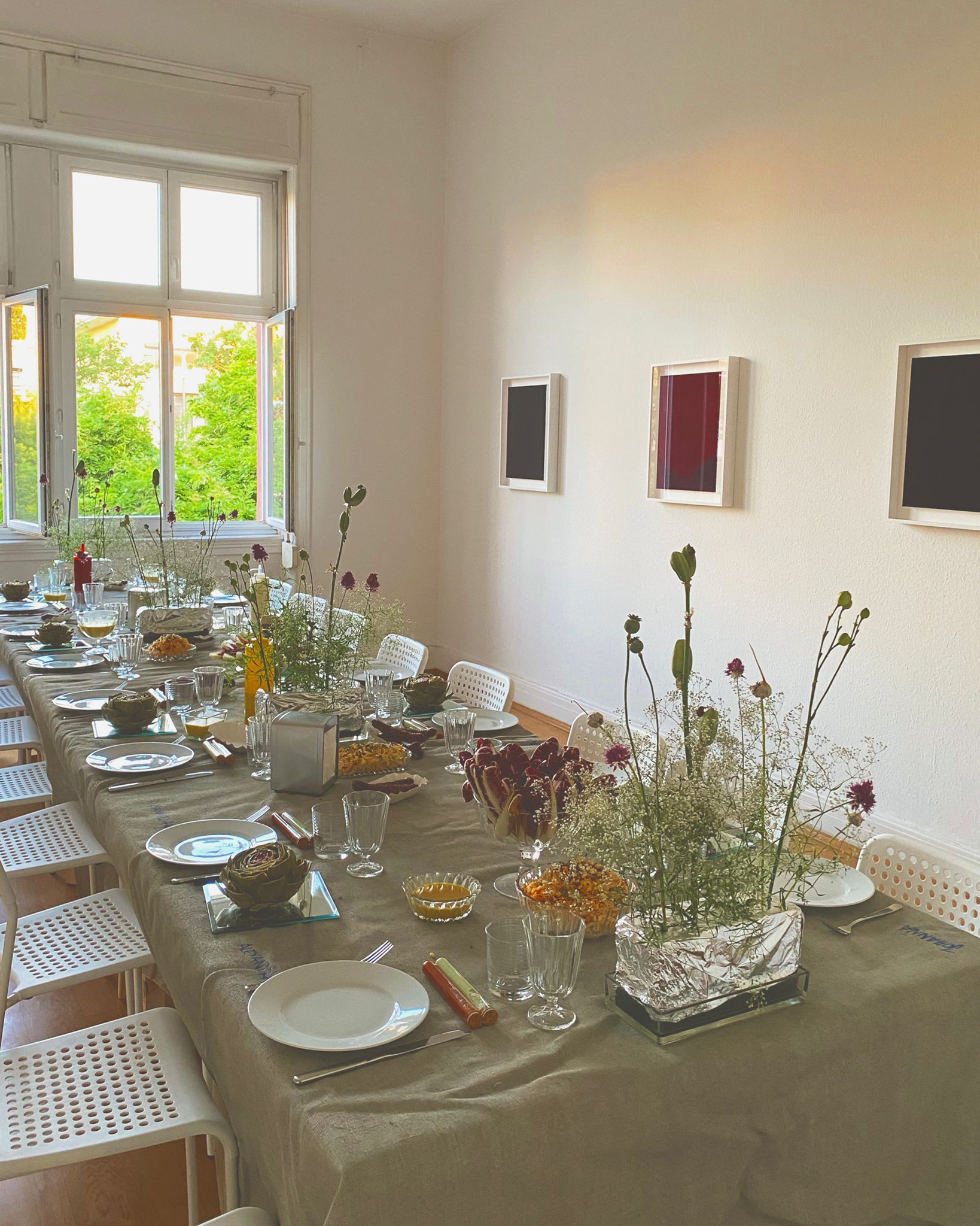 Paul | Pommes | Pimms | an exclusive salon evening and staged dinner in the exhibition with the artist | 05.07. — 05.07.2022